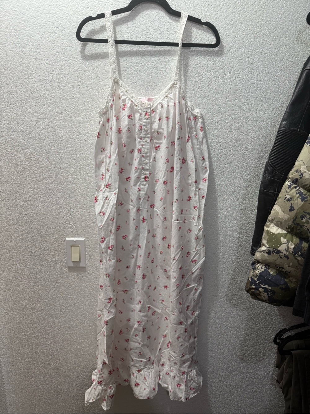 Victoria’s Secret White Floral-Print Lace-Trim Nightgown Medium - Picture 2 of 3